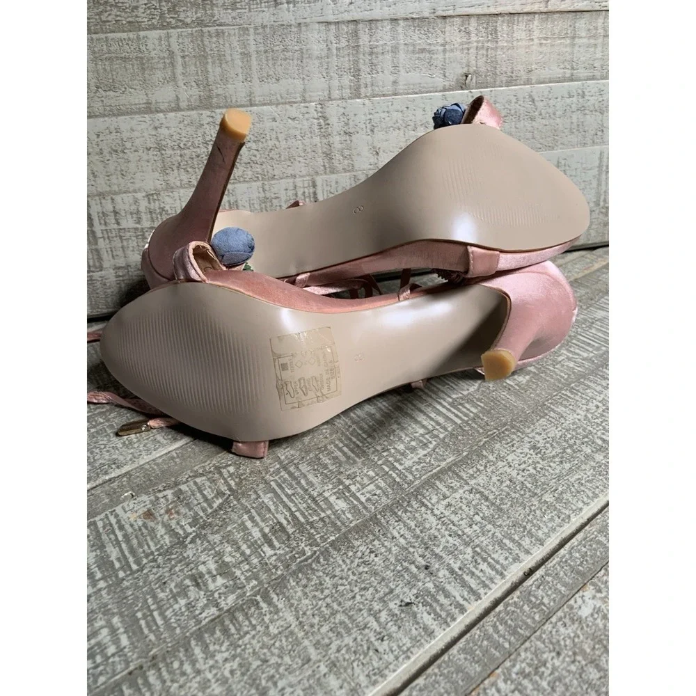 Akira Pink Floral Satin Embellished High Heels Women's Size 8 Shoes Strappy
